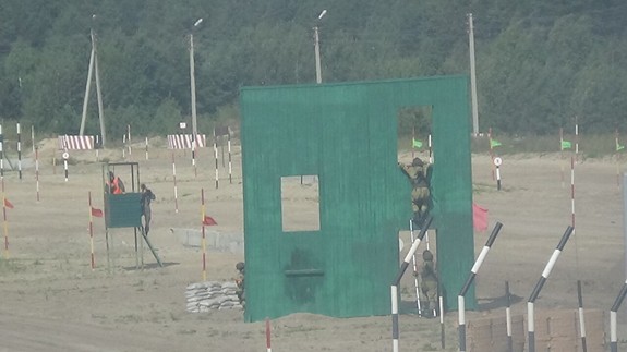 Đội tuyển Công binh Việt Nam thắng Kyrgyzstan vào đấu chung kết Army Games 2019 - Ảnh 2. Đội tuyển Công binh Việt Nam thắng Kyrgyzstan vào đấu chung kết Army Games 2019 - Ảnh 2.