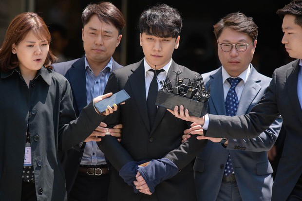 11 scandal tồi tệ nhất lịch sử showbiz Hàn: Tự tử, ngoại tình, hãm hiếp liên hoàn, vụ của Seungri chưa là gì - Ảnh 21.