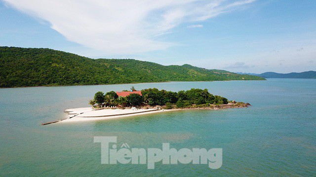 Hàng loạt đảo trên vịnh Bái Tử Long bị biến thành biệt thự, đặc khu - Ảnh 5.