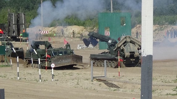 Đội tuyển Công binh Việt Nam thắng Kyrgyzstan vào đấu chung kết Army Games 2019 - Ảnh 9. Đội tuyển Công binh Việt Nam thắng Kyrgyzstan vào đấu chung kết Army Games 2019 - Ảnh 9.