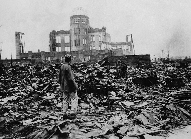 Ám ảnh cảnh trái ngược nhau ở Hiroshima trước và sau khi bị ném bom - Ảnh 17.