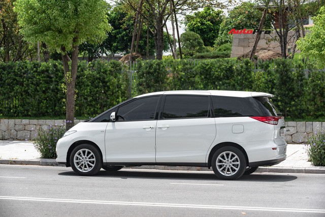 Cận cảnh Toyota Previa 2019 nhập khẩu Trung Đông giá gần 3 tỷ đồng đầu tiên tại Việt Nam - Ảnh 6.