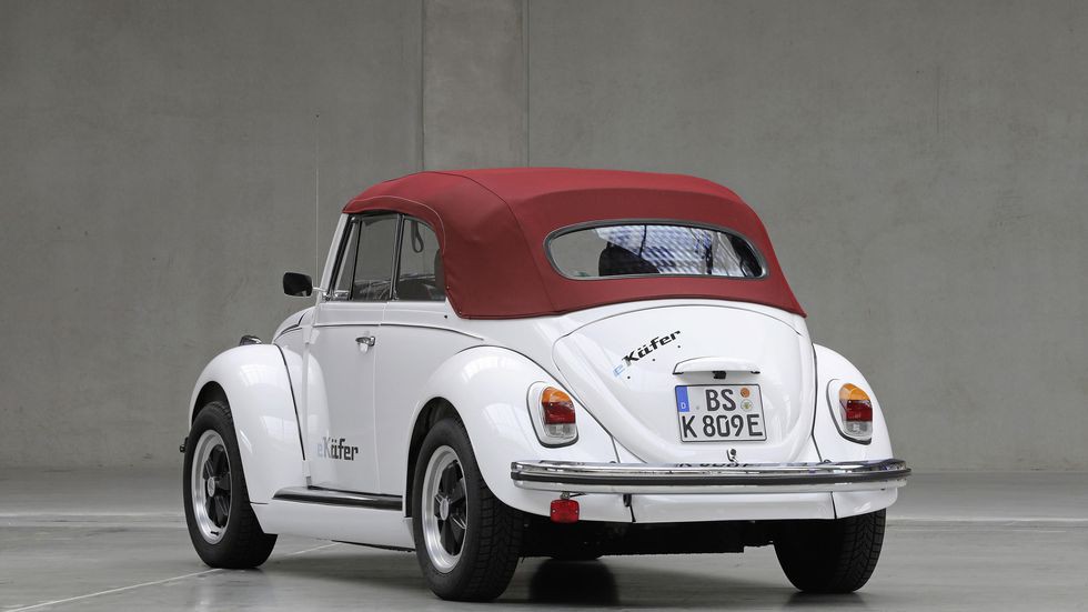 "Con bọ" của Volkswagen hồi sinh với thiết kế cổ điển đi kèm động cơ điện