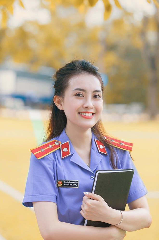 Cựu sinh viên ĐH Kiểm sát Hà Nội xinh chẳng kém gì hotgirl với nụ cười tỏa nắng nhìn là yêu - Ảnh 4.