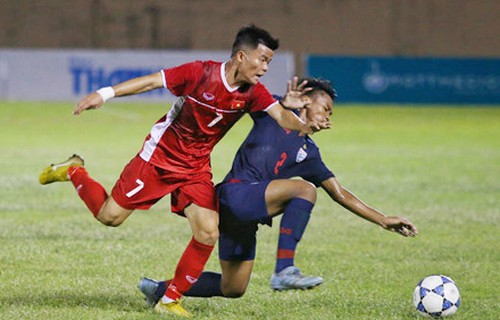 HLV đẳng cấp World Cup triệu tập nhuệ binh lên U19 Việt Nam đấu Thái Lan, Hàn Quốc - Ảnh 1.