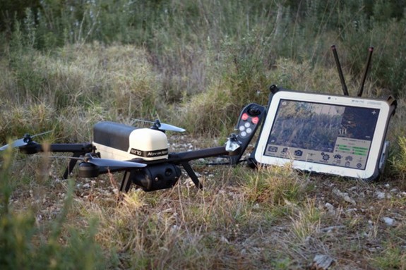 Quân đội Pháp nhận UAV trinh sát cỡ nhỏ - Ảnh 2.