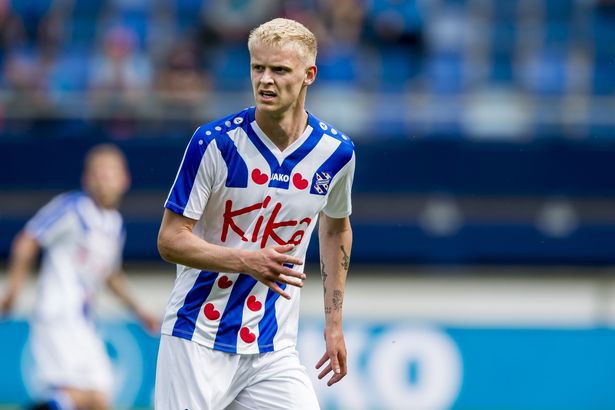 SC Heerenveen than trời, Đoàn Văn Hậu phải cảnh giác với mắt thần của bóng đá - Ảnh 1.