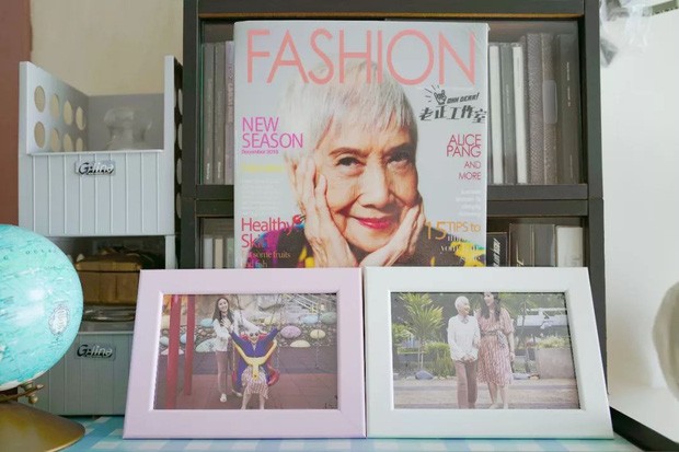 “Bà ngoại gân nhất Hong Kong: 96 tuổi trở thành người mẫu nổi tiếng được nhiều thương hiệu săn đón và cách sống “hãy là chính mình” đáng học hỏi - Ảnh 4.
