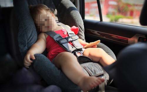 Cách phòng sốc nhiệt cho trẻ khi đi xe hơi - Ảnh 1.