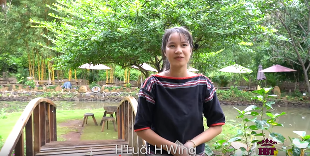 HLuăi Hwing: Cô bé Ê-đê 18 tuổi được HHen Niê chiêu mộ đi thi Hoa hậu lột xác thành bản sao Phạm Hương - Ảnh 2.