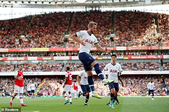 Nổ pháo rợp trời, Arsenal hút chết trong trận derby căng như dây đàn - Ảnh 5.