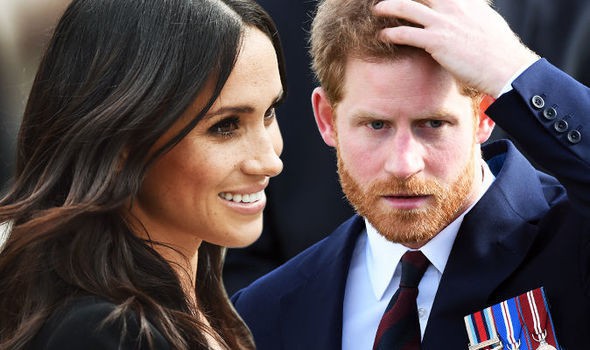 Meghan Markle thích là siêu sao trong khi chồng chỉ muốn làm người bình thường và chuyến công du gây tranh cãi - Ảnh 1.