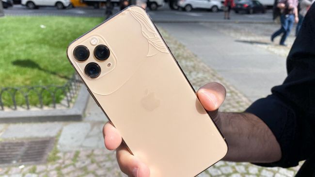 Trang bị kính bảo vệ bền nhất thế giới, iPhone 11 Pro vẫn vỡ tan nát khi thả rơi từ độ cao 1m - Ảnh 5.