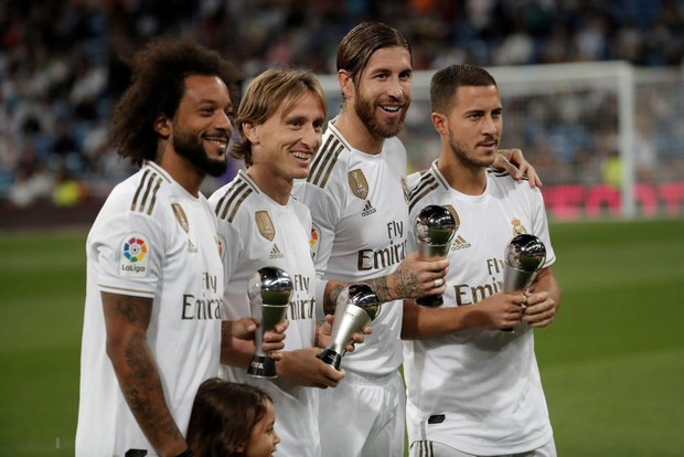 Bộ đôi sao tuổi teen người Brazil thay nhau tỏa sáng, Real Madrid lên đỉnh bảng La Liga - Ảnh 1.