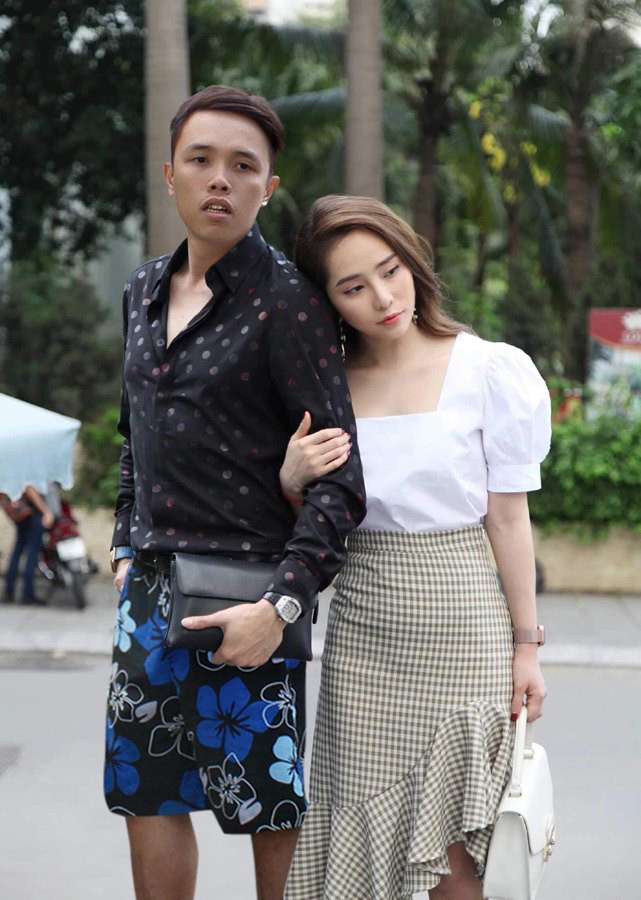 Cười đau ruột với thánh photoshop mặc quần đùi hoa chuyên chế ảnh troll Chi Pu trên mọi mặt trận, còn dân mạng thì không thể sung sướng hơn - Ảnh 22.