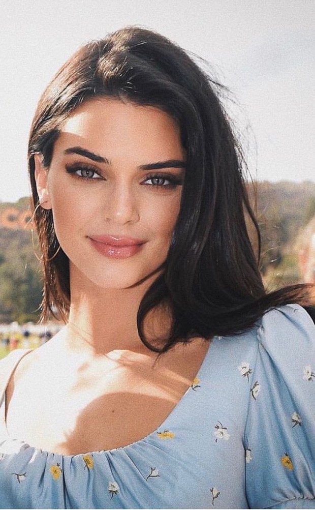 Bị fan tung tin hẹn hò với cả một tập đoàn cầu thủ bóng rổ, Kendall Jenner đáp trả cực chất chỉ bằng vài chữ ngắn ngủi - Ảnh 5.