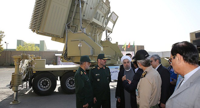 Tên lửa Bavar-373 Iran: Vượt mặt S-300, ngang cơ S-400 và sẽ bắn tan xác F-22, F-35 Mỹ? - Ảnh 1.