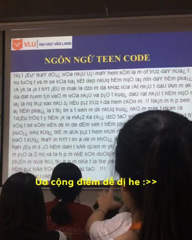 Cô giáo viết nguyên đoạn văn bằng teencode rồi bắt học trò dịch lại, đề bài tưởng không khó mà lại khó không tưởng - Ảnh 1.