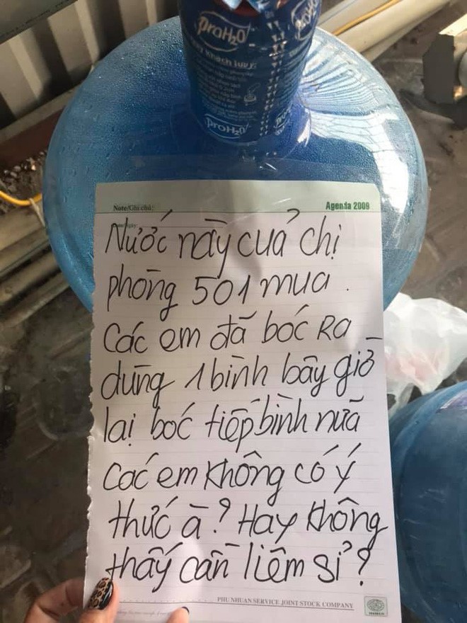 Gặp chuyện khó nói khi ở trọ, cô gái viết giấy dằn mặt trước khi chuyển nhà - Ảnh 3.