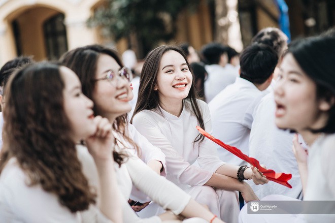 Nữ sinh trường Phan Đình Phùng: Gây sốt mạng mỗi mùa khai giảng, gái xinh năm nay còn nhiều hơn năm ngoái! - Ảnh 13.