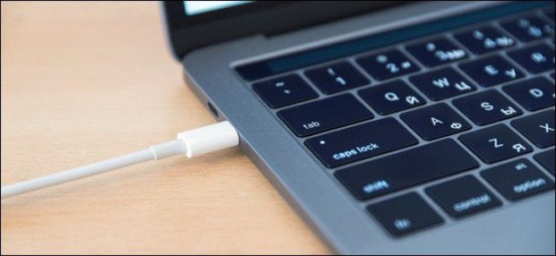 Tại sao Apple vẫn chỉ dùng cổng sạc Lightning độc nhất: Vì chuẩn USB quá phức tạp! - Ảnh 1.