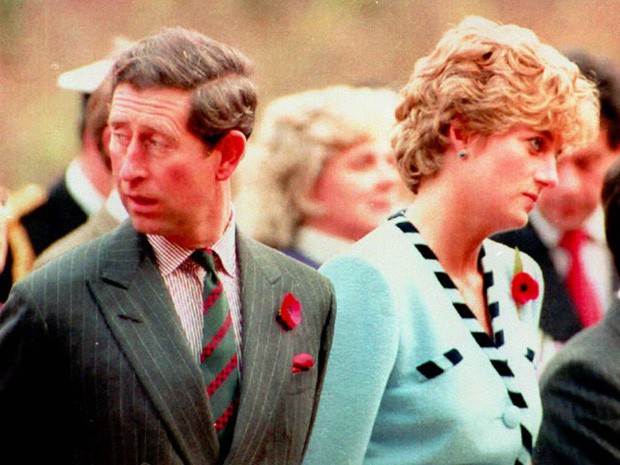 Công nương Diana: Cuộc đời đẫm nước mắt của đóa hồng nước Anh xinh đẹp, tài hoa nhưng bạc mệnh - Ảnh 13.