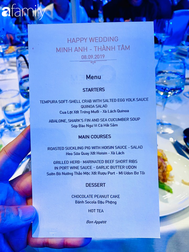 Tiết lộ kinh phí tổ chức tiệc cưới con gái Minh Nhựa đã lên tới 20 tỷ đồng, riêng tiền hoa trang trí đã là 700 triệu! - Ảnh 7.