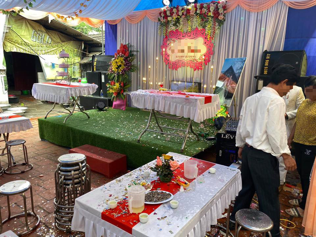 Nối tiếp vụ việc chú rể phá tan tiệc cưới vì bố từ chối uống rượu: Phải chăng có lý do đằng sau liên quan đến việc bảo vệ cô dâu? - Ảnh 3.