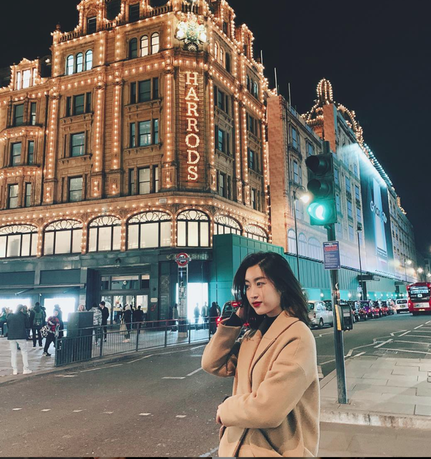 So kè khối tài sản của 4 sao Việt tuổi Tý: 24 tuổi đã sở hữu nhà sang xế xịn, sắm đồ hiệu mỏi tay, tậu cả xe cho bố mẹ - Ảnh 12. So kè khối tài sản của 4 sao Việt tuổi Tý: 24 tuổi đã sở hữu nhà sang xế xịn, sắm đồ hiệu mỏi tay, tậu cả xe cho bố mẹ - Ảnh 12.