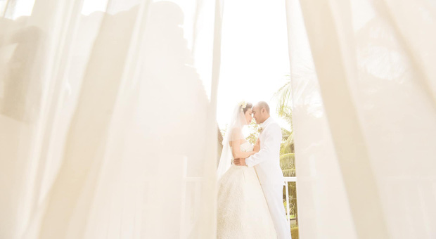 Tin hỉ mở màn Vbiz ngày đầu năm: Siêu mẫu Xuân Lan lên xe hoa ở tuổi 41, hé lộ bộ ảnh cưới lộng lẫy - Ảnh 8. Tin hỉ mở màn Vbiz ngày đầu năm: Siêu mẫu Xuân Lan lên xe hoa ở tuổi 41, hé lộ bộ ảnh cưới lộng lẫy - Ảnh 8.