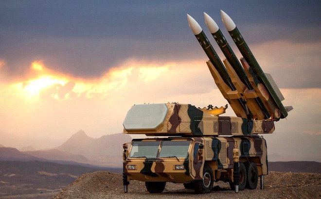 Tại sao tên lửa phòng không Iran có thể gây ra thảm kịch bắn rơi máy bay Ukraine? - Ảnh 3.