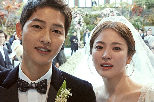 Lộ nguyên nhân dẫn tới việc Song Joong Ki và Song Hye Kyo quyết định ly hôn, hóa ra lại liên quan tới vụ săn gái trẻ của Jang Dong Gun? - Ảnh 4.