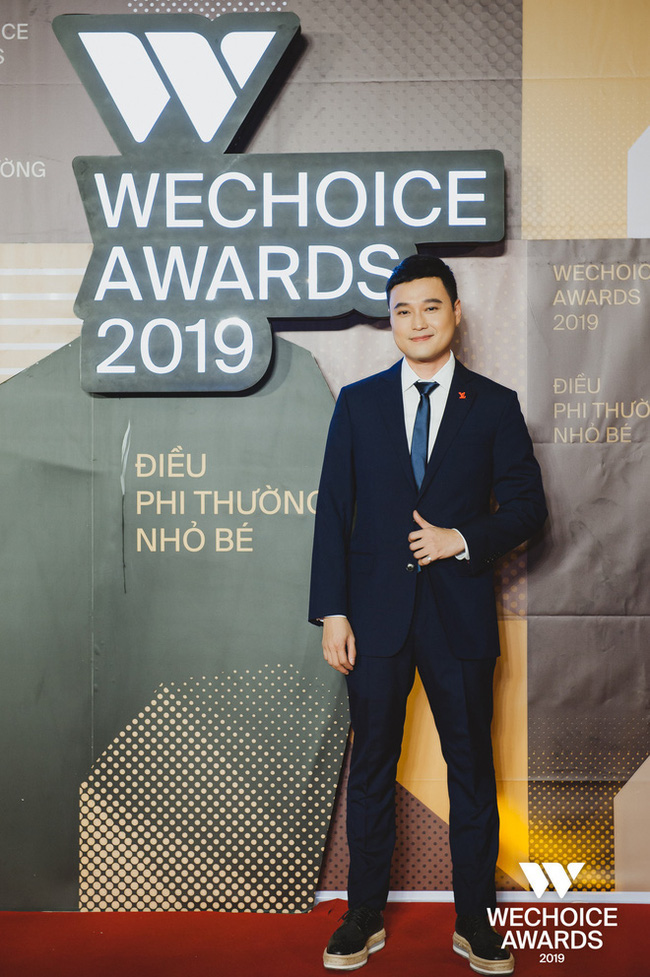 Thảm đỏ WeChoice Awards 2019 khủng nhất đầu năm của Vbiz: HHen Nie xuất hiện cá tính, Nhật Kim Anh như  nữ hoàng - Ảnh 4.