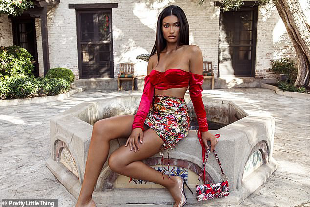 Sắc vóc nóng bỏng của người mẫu cao 1m80 Kelly Gale - Ảnh 7.