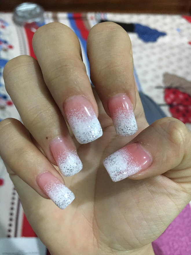 Cô gái quạo vì làm bộ nail ăn Tết hết gần cả triệu còn bị chê xấu, dân tình chia phe tranh cãi đáng hay không đáng? - Ảnh 3.