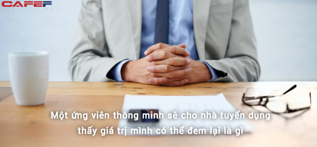 PV: Nếu bây giờ cho bạn 2.000 chai nước và yêu cầu thuyết phục chúng tôi mua nó trong 1 phút, bạn sẽ làm thế nào? Câu trả lời đưa ra sẽ quyết định đâu là nhân tài mà công ty cần có - Ảnh 2.