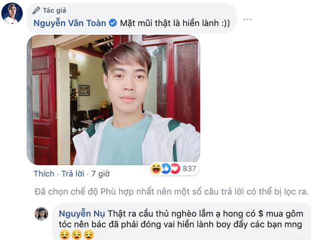 Mồng 1 Tết của cầu thủ tuổi Tý Nguyễn Văn Toàn: Ăn mì tôm ngấu nghiến như bị bỏ đói mấy ngày, bị Đức Huy doạ vào Facebook của bố troll lầy lội - Ảnh 2.
