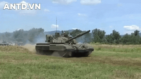 Liên Xô cũng không thể ngờ xe tăng T-72 được độ tới 3 khẩu pháo - Ảnh 5.