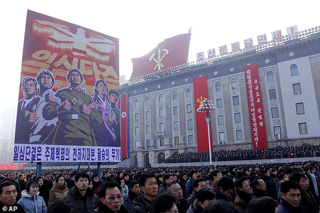 Hàng trăm nghìn người Triều Tiên tuần hành nêu cao tinh thần đoàn kết, tự cường - Ảnh 4.