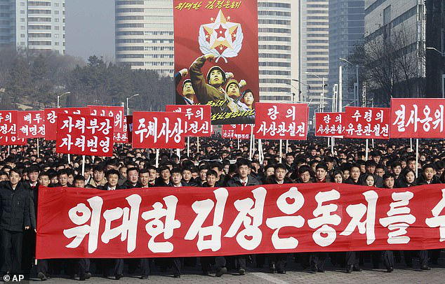 Hàng trăm nghìn người Triều Tiên tuần hành nêu cao tinh thần đoàn kết, tự cường - Ảnh 7.