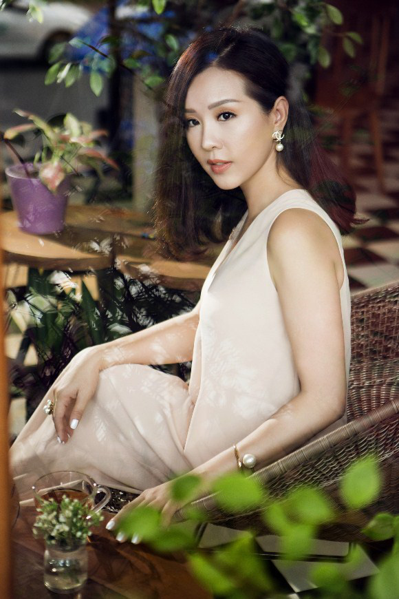 NSND Hồng Vân: Đứng trước Hoa hậu Thu Hoài, tôi chỉ là con số 0, không là gì cả, xấu hổ lắm - Ảnh 4.