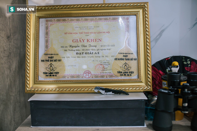 Cận cảnh nơi sống giản dị của Trung Ruồi v&agrave; vợ xinh đẹp - Ảnh 7.