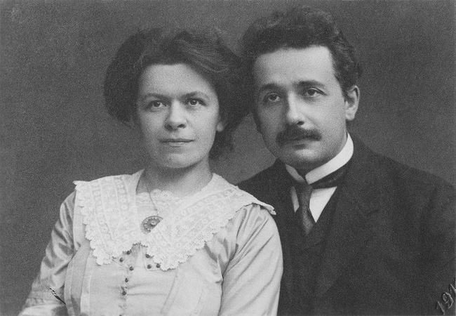 Cuộc đời của cháu gái nuôi thiên tài Albert Einstein: Từng nghe đồn mình là con ruột của ông nội nhưng cuối cùng chết trong nghèo khổ - Ảnh 3.