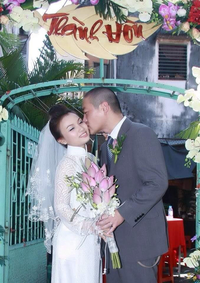 Quỳnh Trần JP tiết lộ ảnh xưa thuở mới cưới liền nhận ngay danh hiệu chăm chồng mát tay đến nhìn thấy mà thương - Ảnh 1.