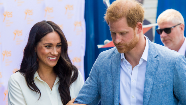 Dính nghi vấn khiến cặp đôi hoàng gia ly hôn, Meghan Markle phớt lờ mọi chuyện và ra lệnh cho chồng thực hiện yêu cầu đặc biệt - Ảnh 2.