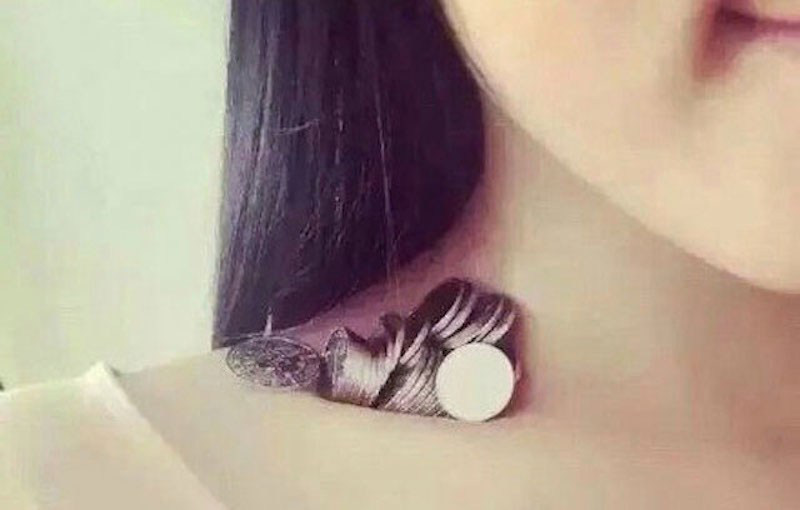 Khoe v&ograve;ng eo bằng d&acirc;y tai nghe - Tr&agrave;o lưu mới của cư d&acirc;n mạng Trung Quốc - Ảnh 13.