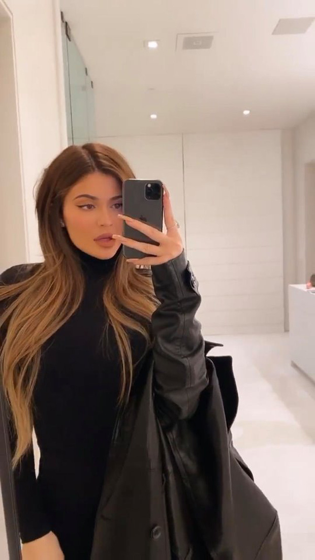 La multimillonaria más sexy de Hollywood, Kylie Jenner, tiene una extraña transformación con nuevo cabello: ¡ya hermosa, ahora su rango se está disparando! - Foto 2.