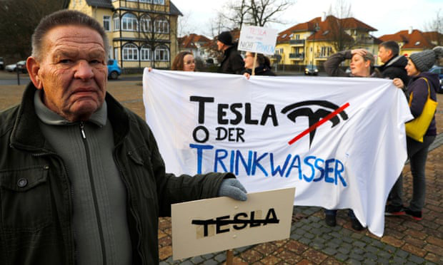 Siêu nhà máy Tesla ở Đức bị chặn việc xây dựng: Tòa án đình chỉ hoạt động chặt cây lấy đất - Ảnh 1.