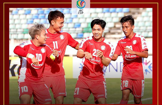 LS V-League 2020: Bóng đá phía Nam và giai đoạn bước ngoặt - Ảnh 1.