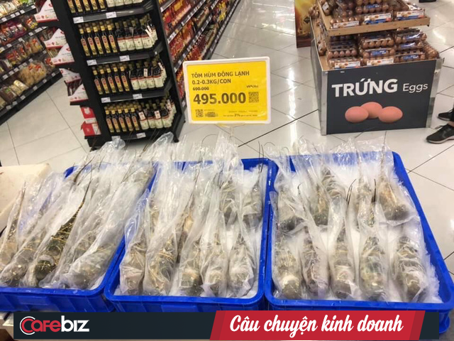 VinMart “giải cứu tôm hùm”: Tuyên bố bán hàng không lợi nhuận, hỗ trợ nông dân ảnh hưởng bởi dịch Corona, giá chỉ 495 ngàn đồng/kg - Ảnh 2.